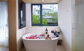 Wenzhou Ruixing Hotel (Lucheng Songtai Plaza)