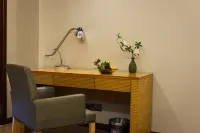 Yuhuan Ando Hotel(Wuyue Plaza Branch) Hotels in Yuhuan