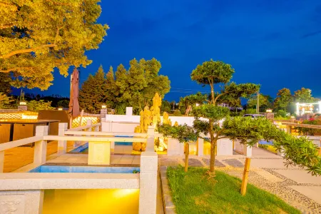 Jiuhua Mountain · Yixin  ksitigarbha bodhisattva 【 Private Smart Courtyard High end Hotel 】 Отели рядом с достопримечательностью «Jiu Hua Shan Dayuan Buddhist Culture Park»