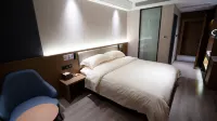 Shenmu Xingdu Houde Hotel