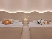 Nanning Yuanye Qu River View Homestay