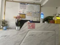 與家客棧（玉溪聶耳公園小廟街店） - 民宿