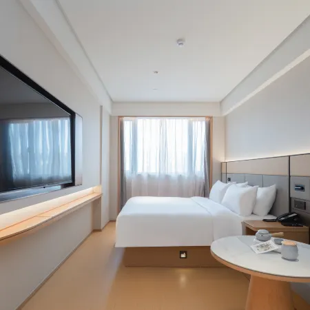 Jinji Hotel (Nanjing Zhongshan Ling University of Science and Technology Hotel) Отели рядом с достопримечательностью «Дворц Мэйлин»