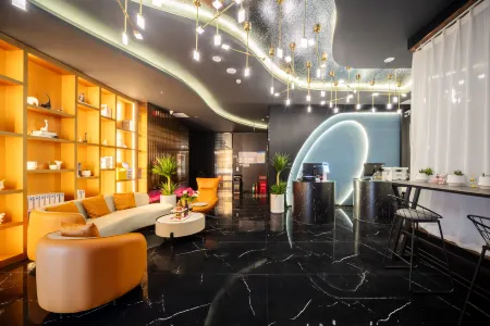 Yisu Qianxun Hotel (Yuanmou West Station No.1 People's Hospital Branch) Отели в г. Юаньмоу