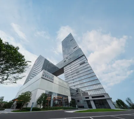 Artyzen Habitat Chongqing Отели рядом с достопримечательностью «Чунцинская долина радости»