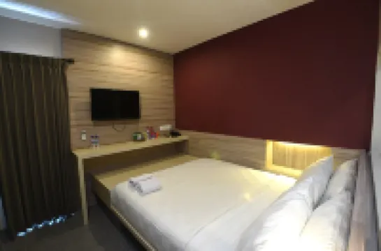 Mira Inn Rungkut Hotels in Rungkut