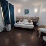 瀑布酒店第四分店 酒店