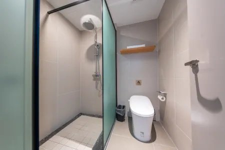 Homeinn Selected Hotel (Dali Erhai Park West Gate Railway Station)