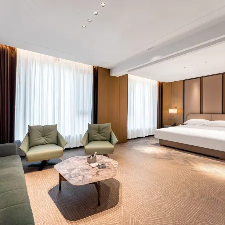 Baolifeng International Business Hotel