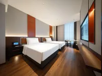 ROYGEM Hotel (Middle Rd of Zhengyang, MIxC, Qingdao) Hotels near Chengyang District