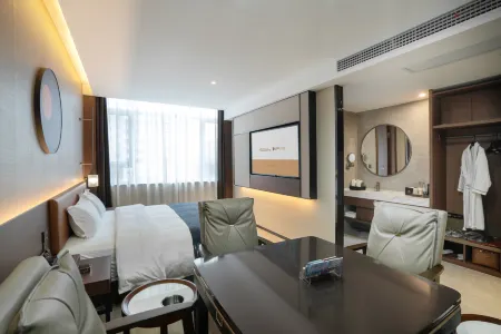 Joyce Hotel (Guomao Plaza Branch) Отели рядом с достопримечательностью «Dong Yong Park»