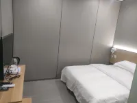 Hengyang Xintian Hotel (Jiefang Road) Hotels near Shigu Academy