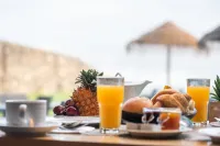 Pedras do Mar Resort & Spa - breakfast