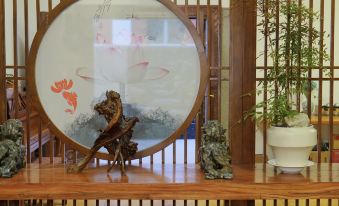 South Street Old Carp