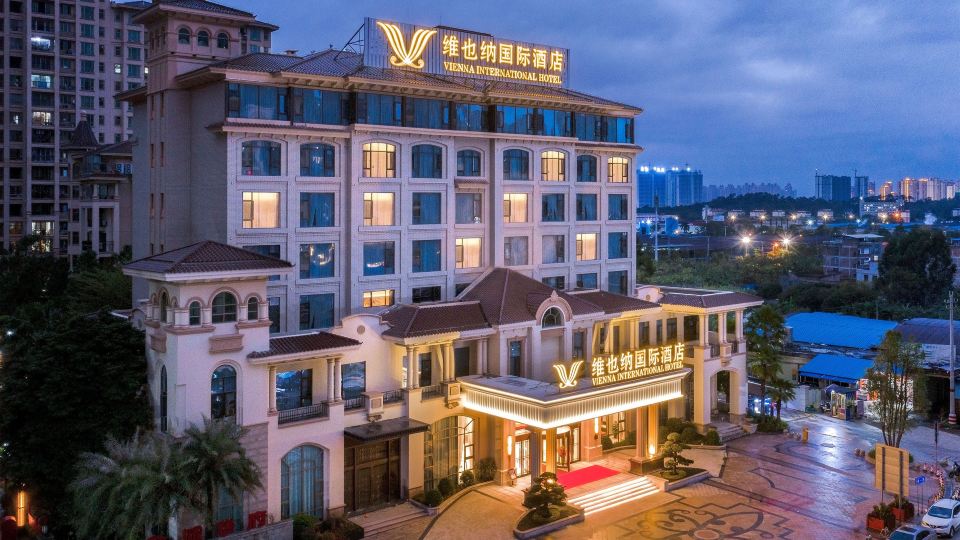 Vienna International Hotel (Yulin Yudong New Area Branch)