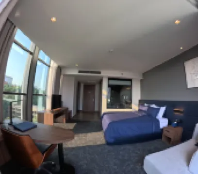 グランド ラ ヴォーグ ホテル & カジノ