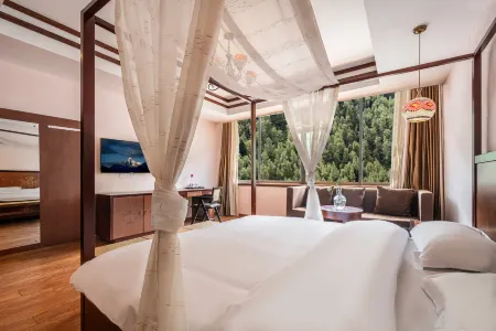 WooYee · Woye Mountain Residence (Four Girls Mountain Store)