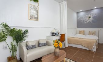 Ant hostel (Haikou Arcade Street)