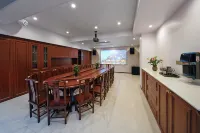 Jingxin Pavilion Hotel
