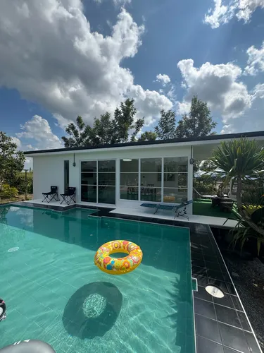 รูปภาพของไร่อินทนิล พูลวิลล่า น้ำหนาว