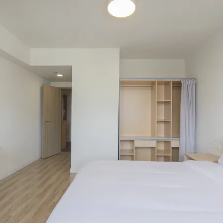 CJIA Apartment (Shanghai Zhongxing Road Subway Station)