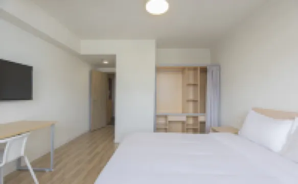 CJIA Apartment (Shanghai Zhongxing Road Subway Station)