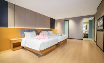 Licheng Hotel (Qiubei Jiaolian Plaza)