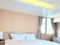 West Hotel Hotels near Puli Hot Spring
