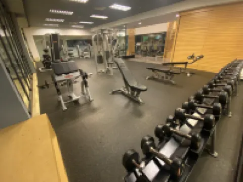 林蔭大道購物中心帝國套房酒店