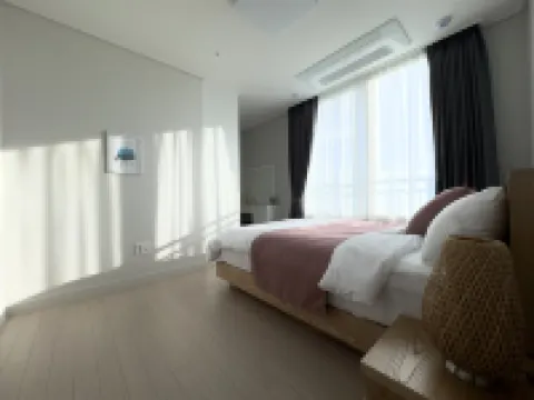 EunhasuD&M Residence Hotel