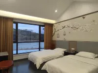 Niuchehe Shanshuijian Homestay