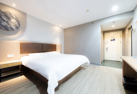 3. 지아 메이 호텔..