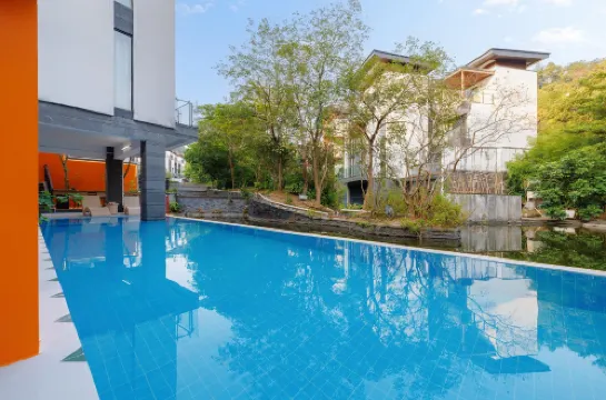 廣州從化温泉別墅（明月山溪歡樂度假店）