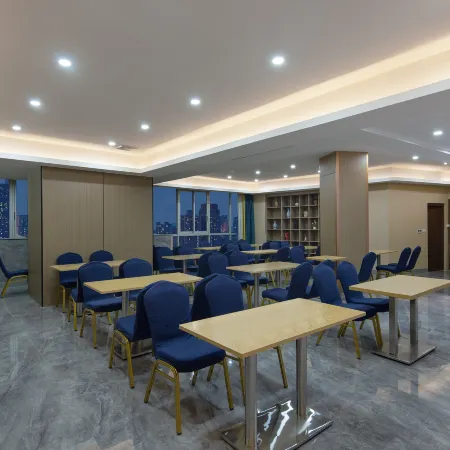 Jiangmen Jinxi International Hotel (Wuyi University Lihe Plaza)