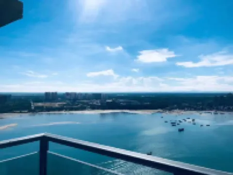 Jin Bi Property Joyful Homestay (Dongning Haifahu Island Store)