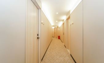 Yixin Chain Select Hotel (Chengshan Road Subway Station, Shangnan Road, Expo Park)