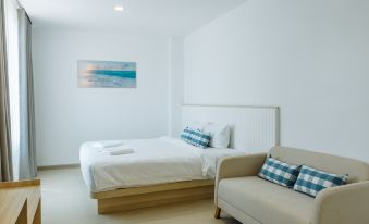 3. Sea Side..