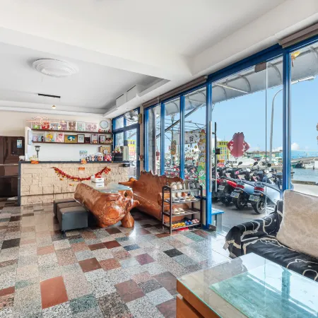 Sea Month Bed and Breakfast