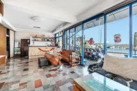 Sea Month Bed and Breakfast Hotels in Xiaoliuqiu