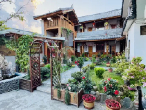 大理逸養軒田園景觀中国式旅館（喜洲古鎮） 喜洲鎮周辺のホテル