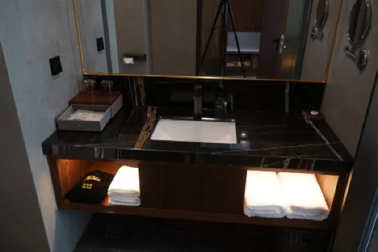 RICHEN  GRAND  HOTEL