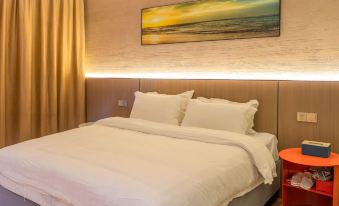 Changhong  Business Hotel