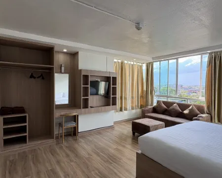 โรงแรมเคเอ็มกว๊านพะเยา โรงแรมในอำเภอเมืองพะเยา