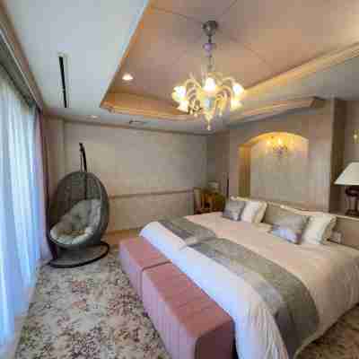 THE RESIDENCE HOTEL OKAYAMA Rooms