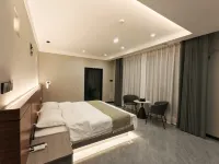 Qianya Homestay