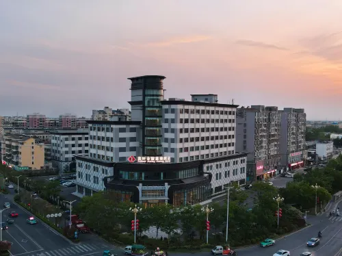 Fuxuan Jinling Jialong hotel Hôtels à : Binhai