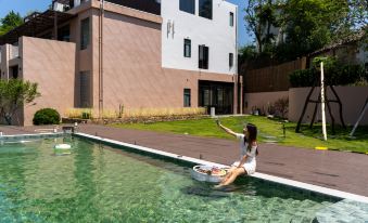 Sugiyama · Preface Wild Luxury Homestay