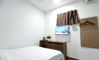 Rujia Business Hotel (Zhanjiang Aihua Plaza)