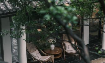 The Silver Line Linden Centre