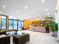 Rulan Themed Homestay Hotels in Yanjin
